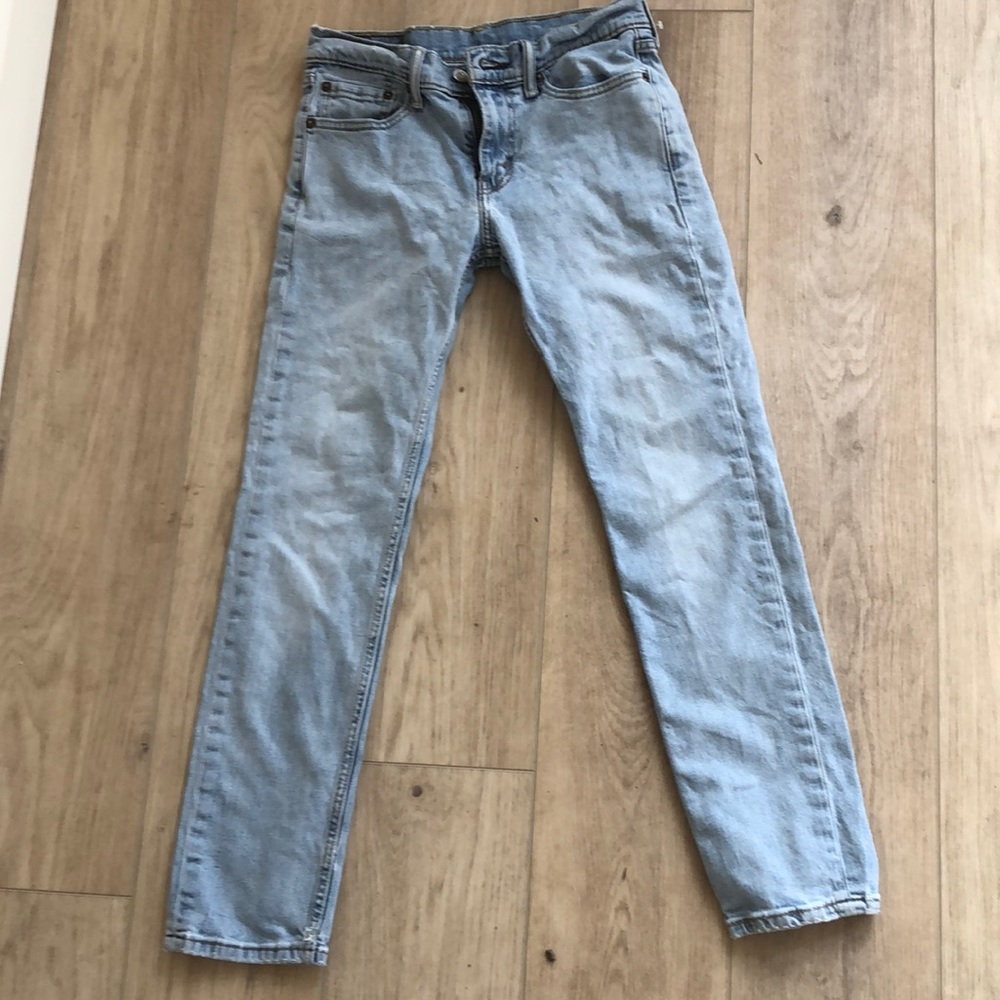 Levi’s Faded jeans